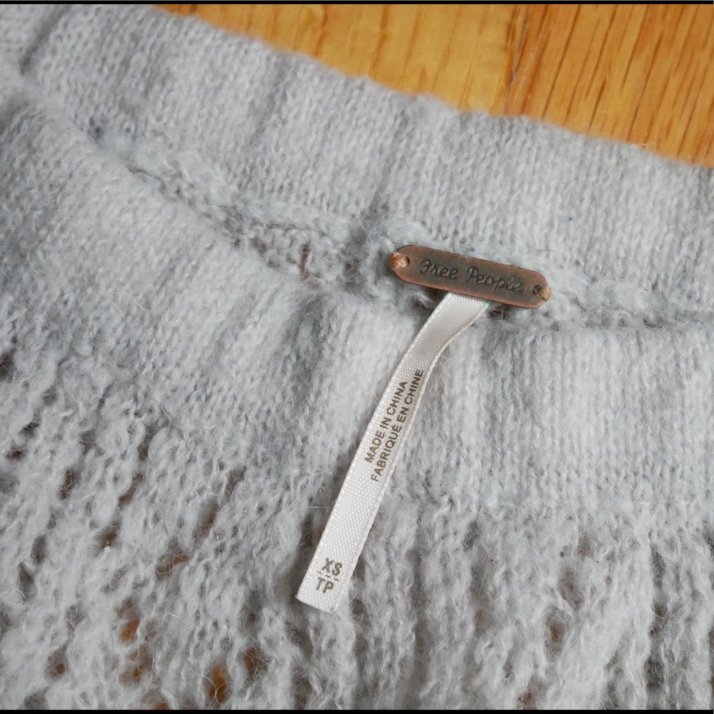 Free people peasant style pale blue knit sweater - Picture 3 of 7